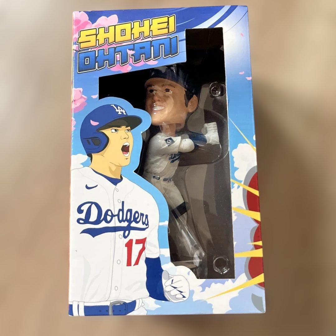 大谷翔平 ドジャース フィギュア　ボブルヘッド
