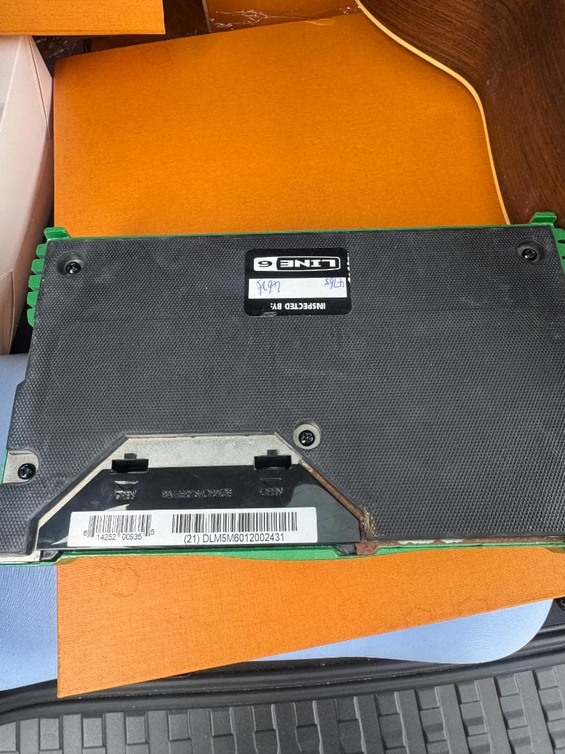 LINE 6 DL4 Delay Modeler グリーン アダプター無し