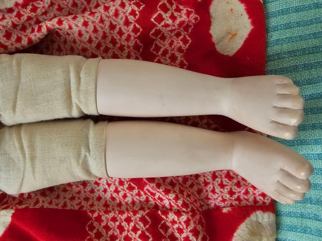 市松人形 赤色と白色の着物 光龍斎　瀧澤義豊　12号 傷や汚れあり