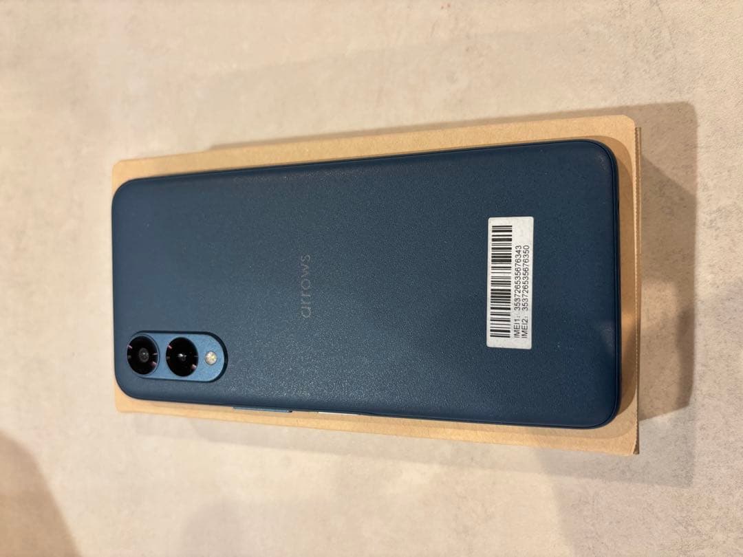 arrows スマートフォン ダークブルー 本体