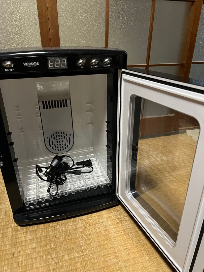 VERSOS ミニ冷蔵庫 ACアダプター付き