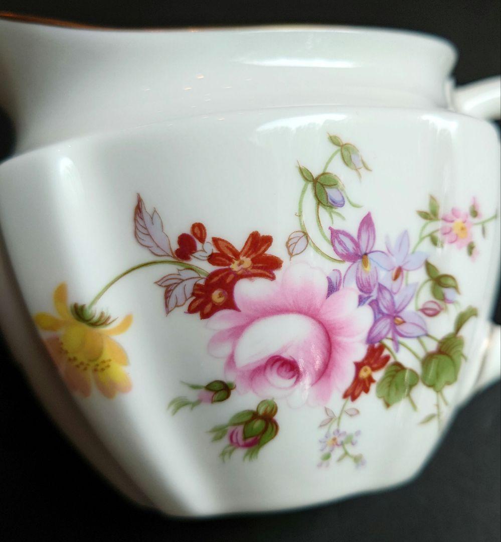 ロイヤル・クラウンダービー　ボーンチャイナ　ティストレーナー＆ミルクポット