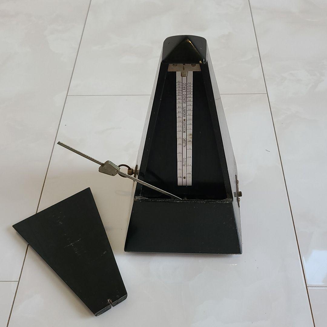 メトロノーム　ゼンマイ式　蓋あり