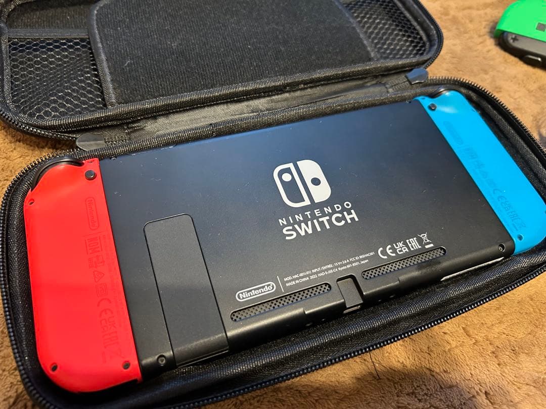 任天堂　Switch本体&マリオカート