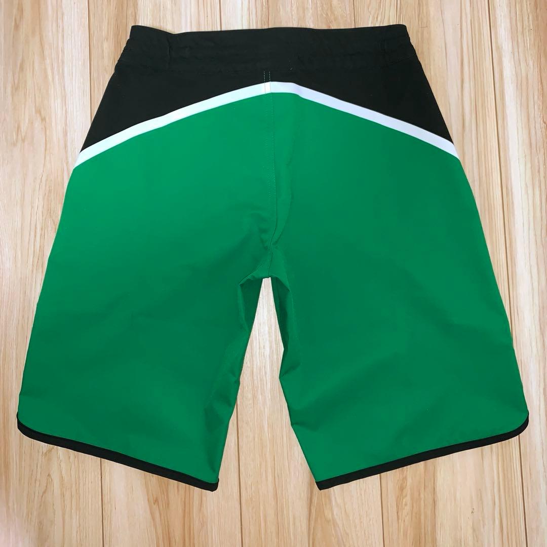 PEAQ サーフパンツ　Sサイズ