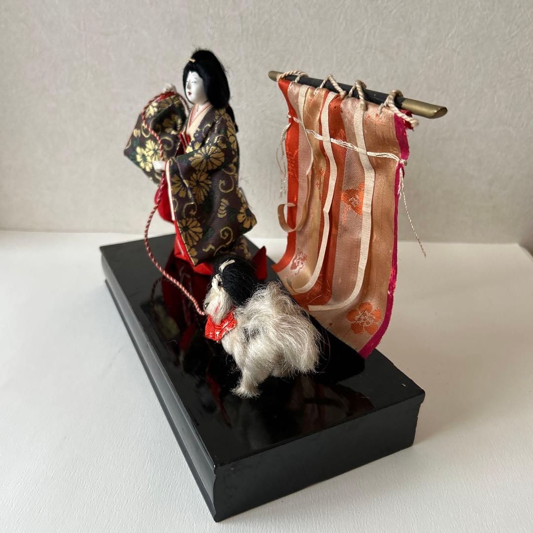 雛人形　狆引き官女　犬引き官女　狆を連れた官女　明治　大正　市松人形