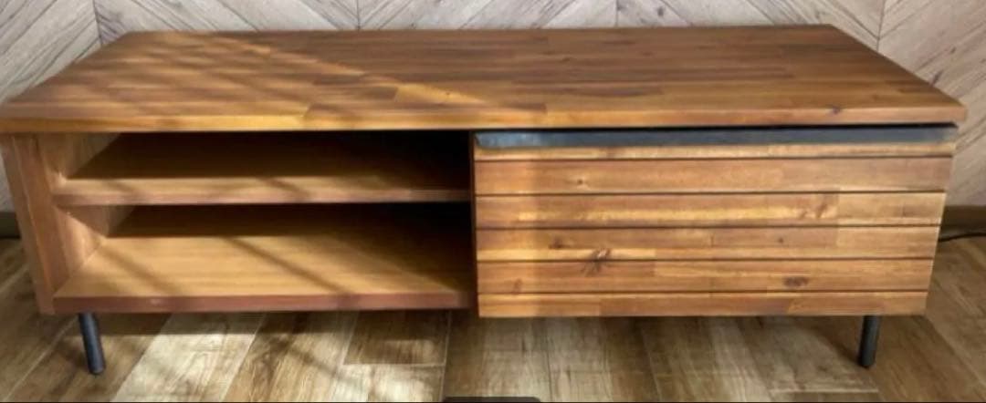 unico スウェラ　テレビボード