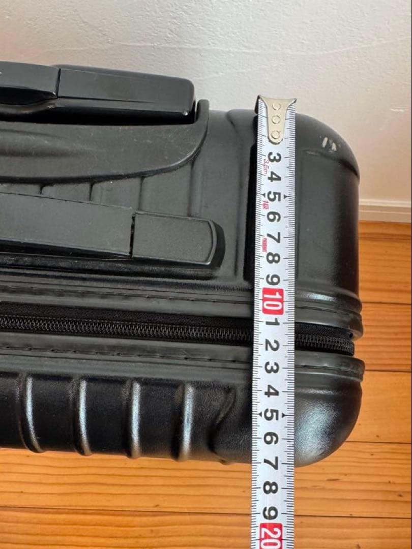 RIMOWA キャリーケース　プレゼント付き