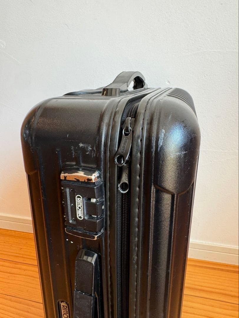 RIMOWA キャリーケース　プレゼント付き
