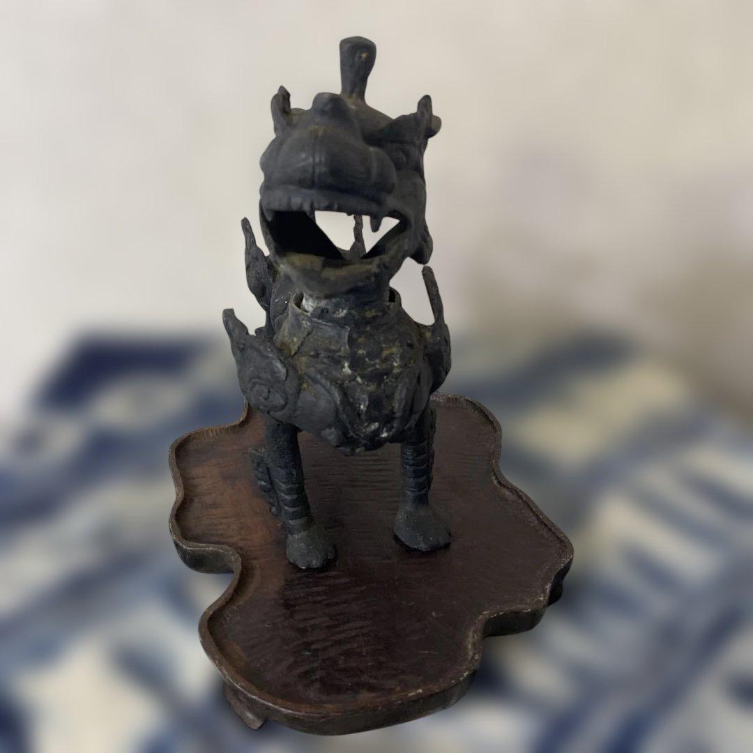 銅器　獅子　置物