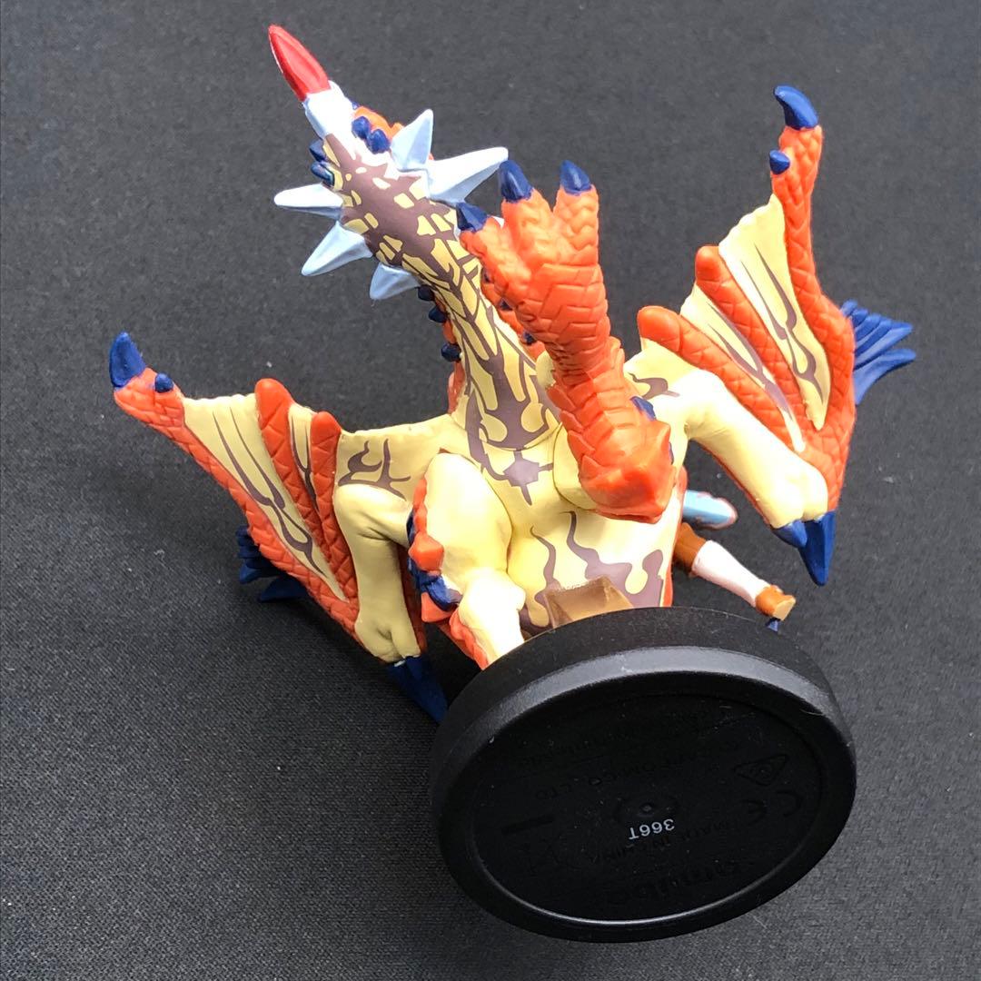 アミーボ ★ 隻眼のリオレウス ＆ ライダー(女の子) ★ モンハンストーリーズ