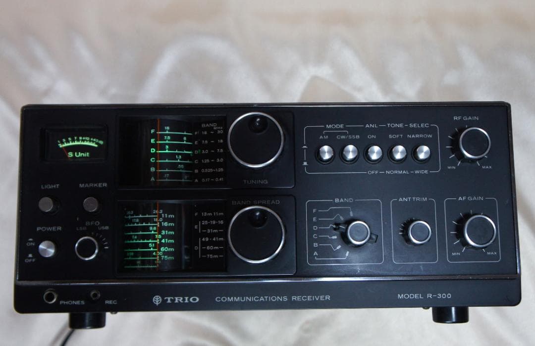 ☆とても綺麗☆受信整備品☆TRIOトリオ☆R-300☆受信機☆BCLラジオ☆