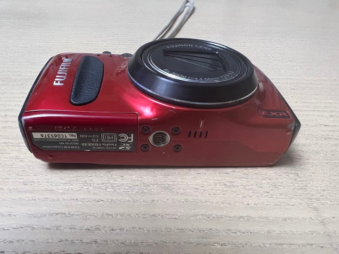 フジ　Fuji FinePix F600EXR