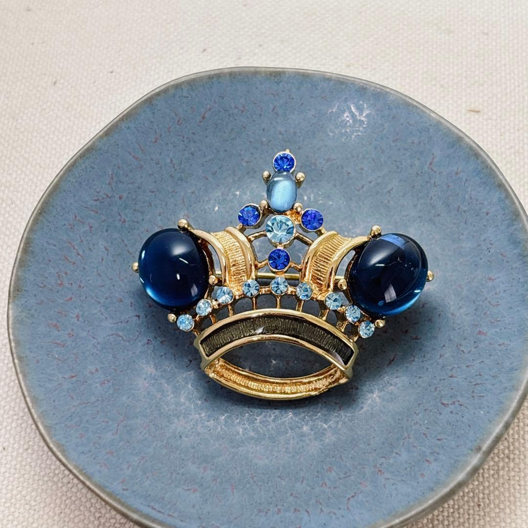 トリファリ trifari 深い青 王冠 ブローチピン ②
