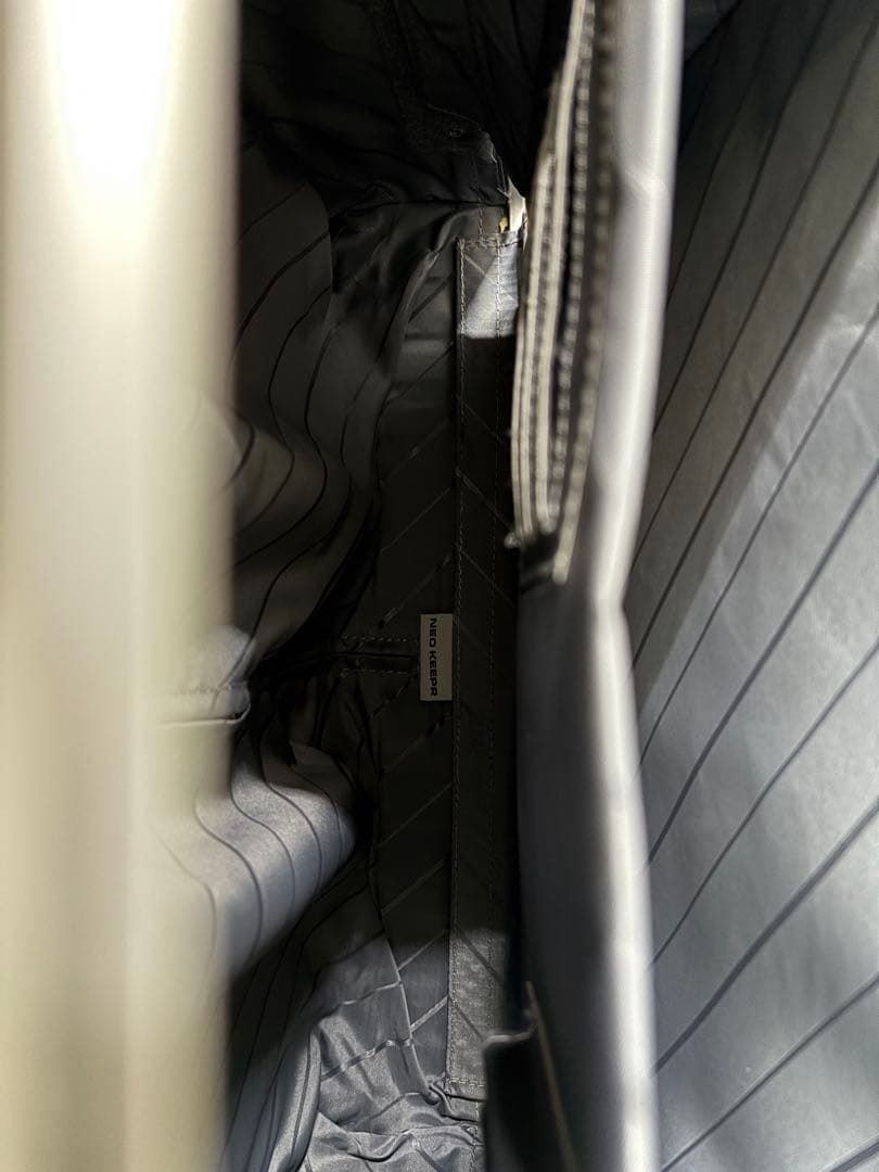 【2025年7月購入】NEO KEEPR アルミ スーツケース 24L