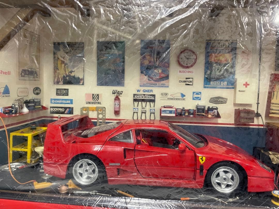 フェラーリ　F40 1987 ミニガレージセット