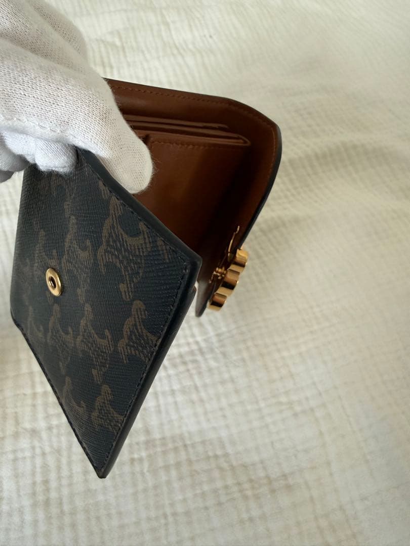 CELINE スモールフラップウォレット　トリオンフ