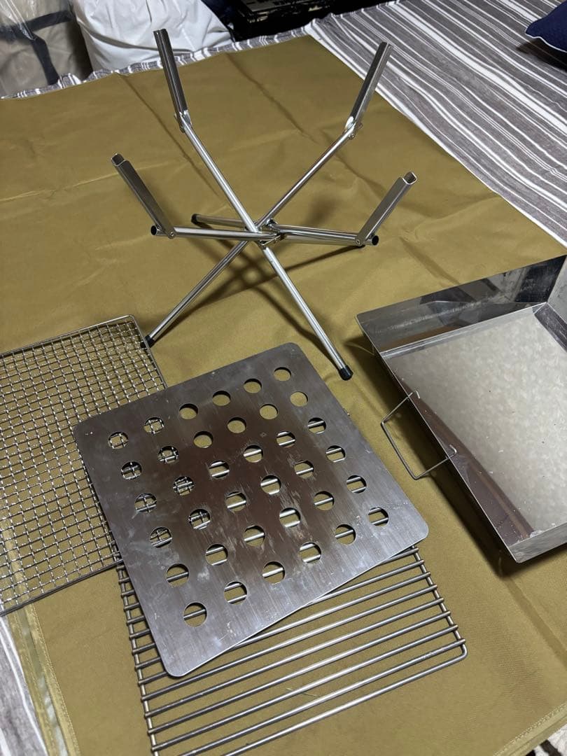 ユニフレーム　焚き火台　ファイヤーグリル