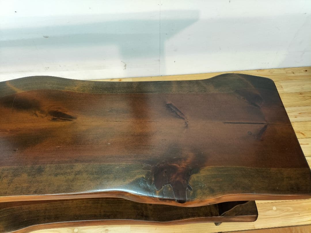 松の木　耳付き一枚板　テーブル　テレビ台