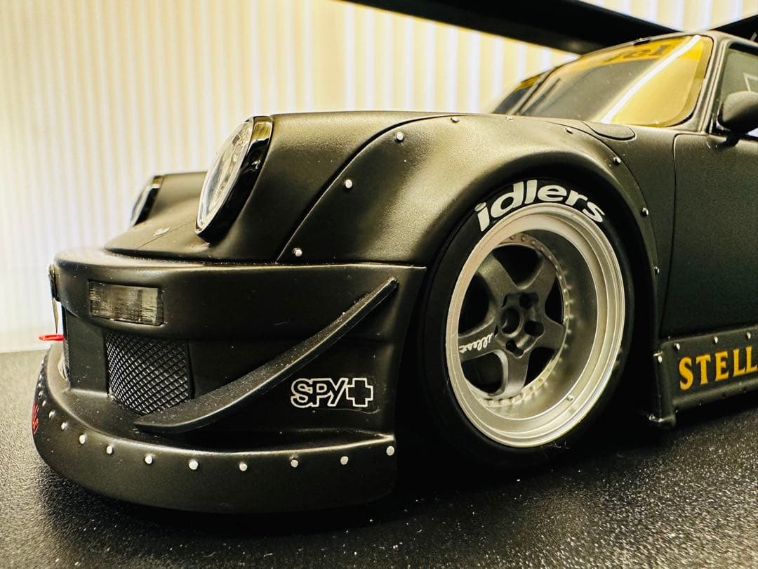 ミニカー RWB930 Stella Artois 1/18 GTsplit