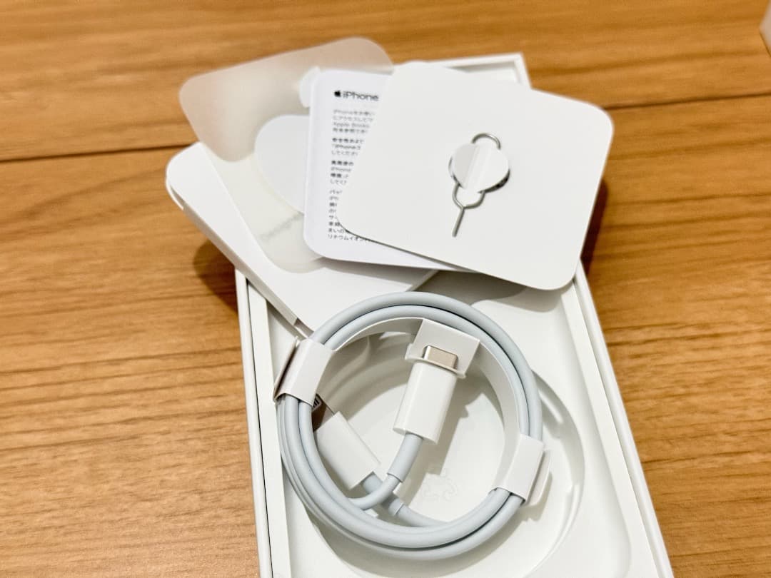 美品！iPhone SE 第3世代 128GB SIMフリー黒 MMYF3J/A