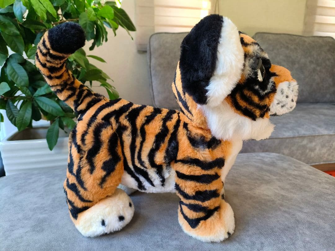 美品　電動　ファーリアル　ロアーリングタイガー