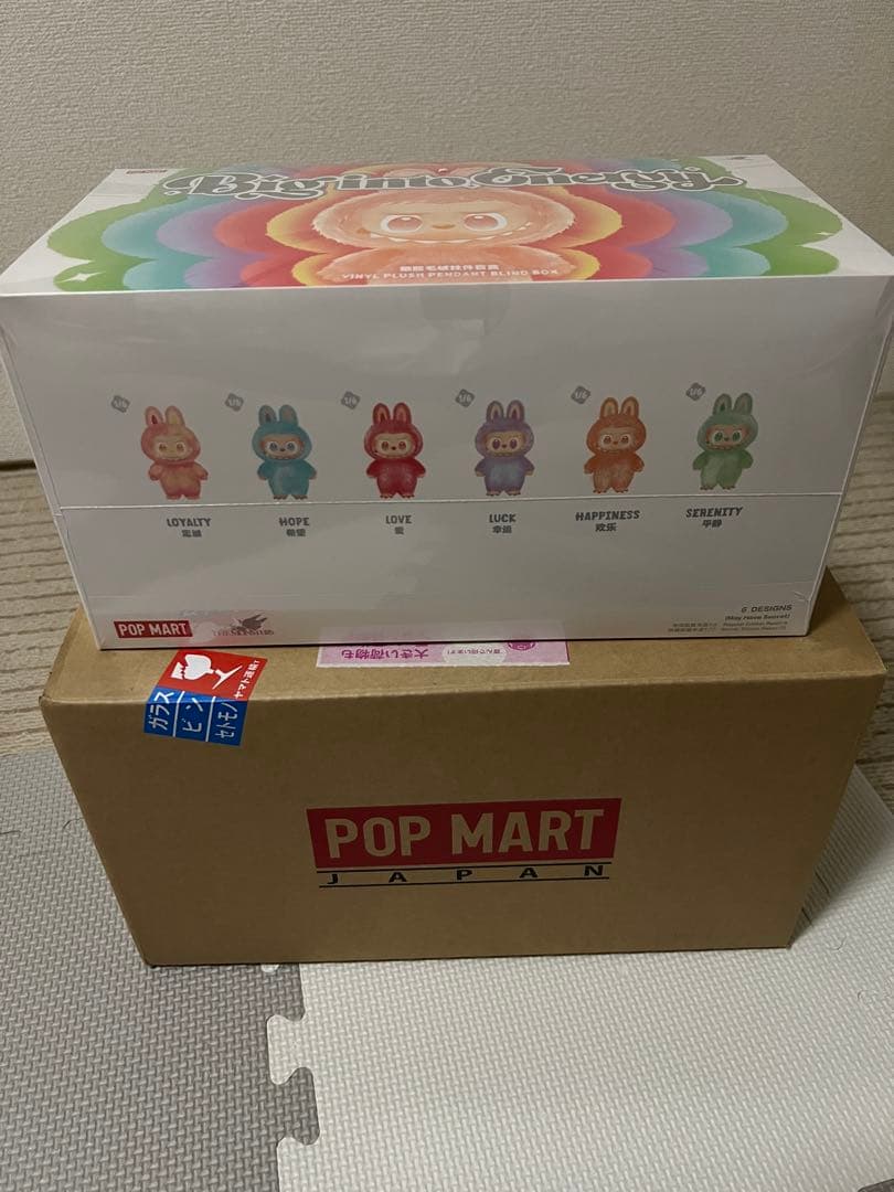 アイドル LABUBU THE MONSTERS Big into Energy