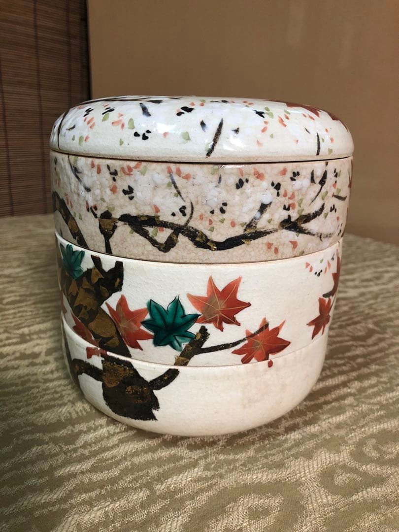 陶製色絵雲錦三つ重ね