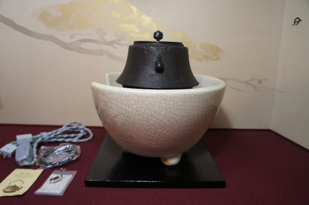 ☆ 野々田 しろ薩摩(紅鉢型) 炭型電熱器 在銘富士釜 釜鐶 香入れ送料込み