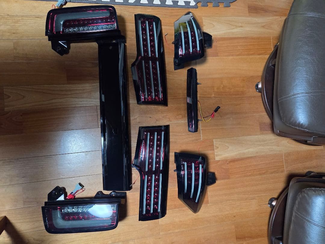 グ*ン様 Valenti ジュエルテールランプ フルセット E52える