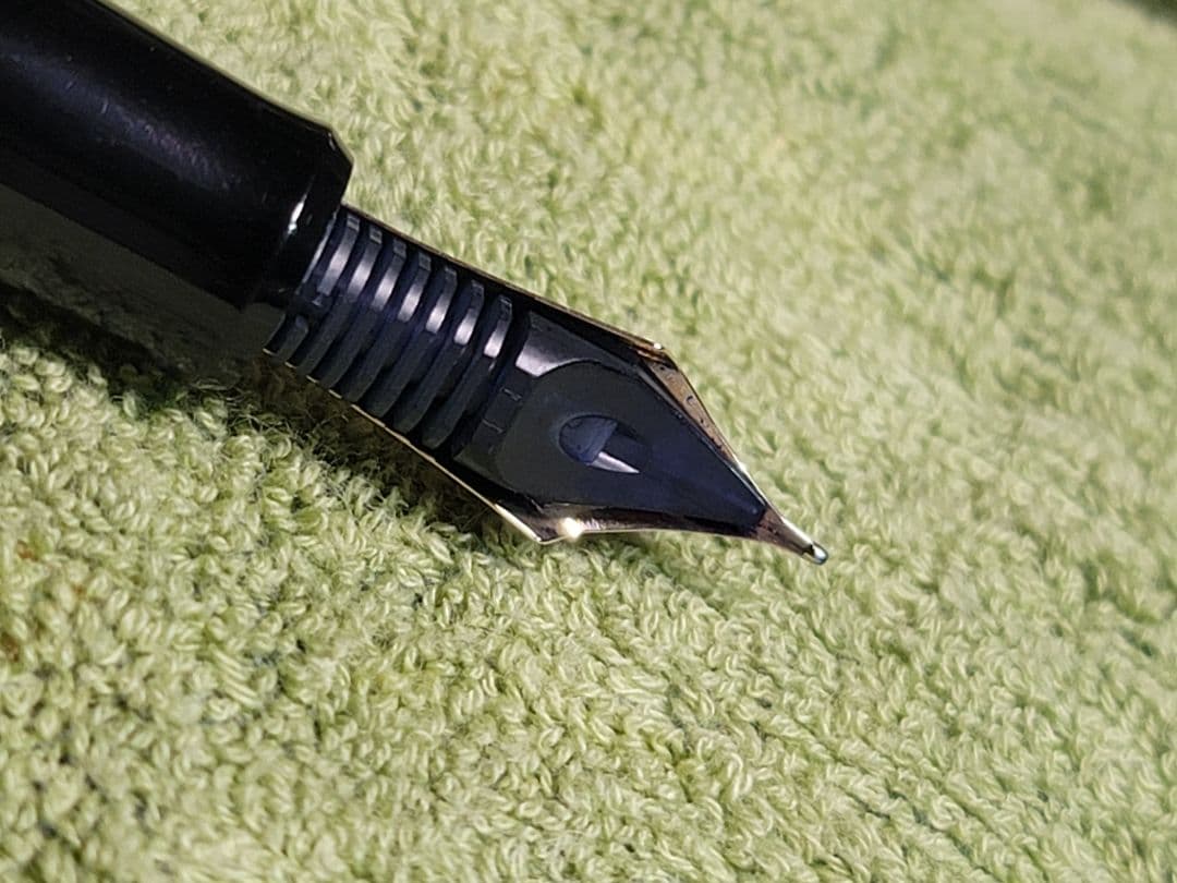 PILOT 万年筆カスタム823(紺、ペン先14K)