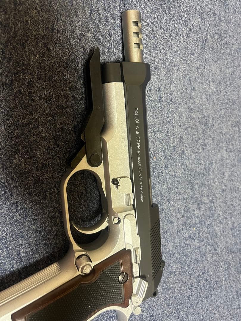 東京マルイ　M93R 電動ハンドガン　 バイオウェスカーモデル塗装　マガジン3本