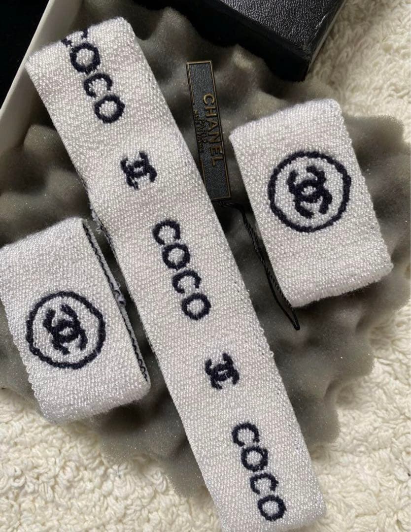 CHANEL ヘアバンド　リストバンド　Gドラゴン着用