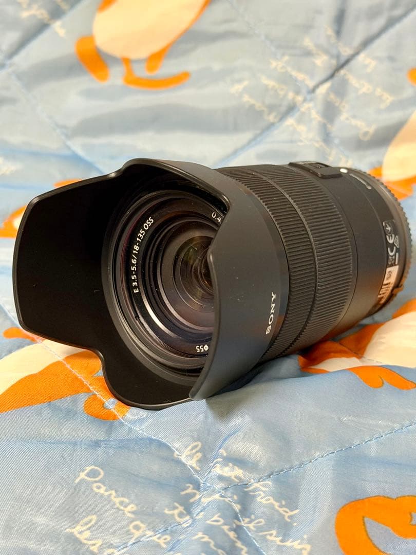 SONY E 18-135mm F3.5-5.6 OSS レンズ
