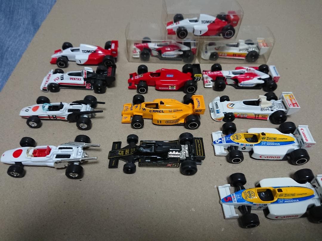 トミカ レーシングカー/F1カー 日本製多数含む14台