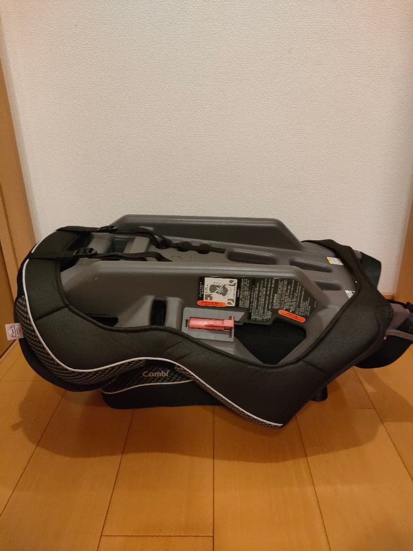 コンビ ジュニアシート ジョイトリップ エッグショック GC エアーブラック