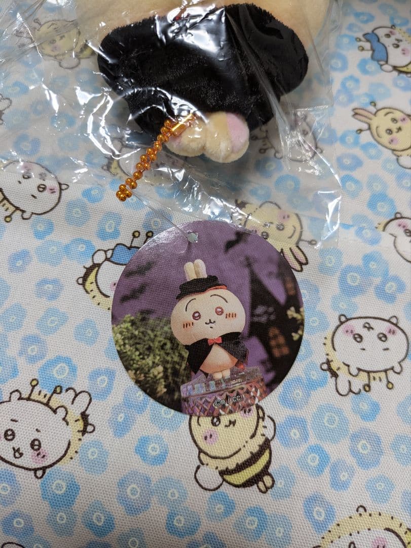 ちいかわ　ぬいぐるみ　うさぎ　ハロウィン　吸血鬼　仮装しちゃう　マスコット　②