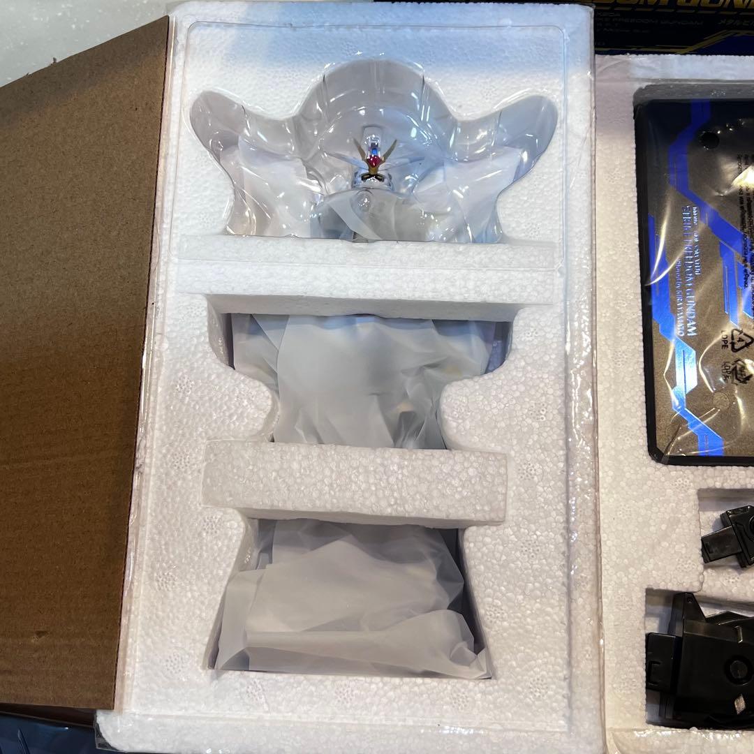 L BUILD ストライクフリーダムガンダム 2024本体＋光の翼セット