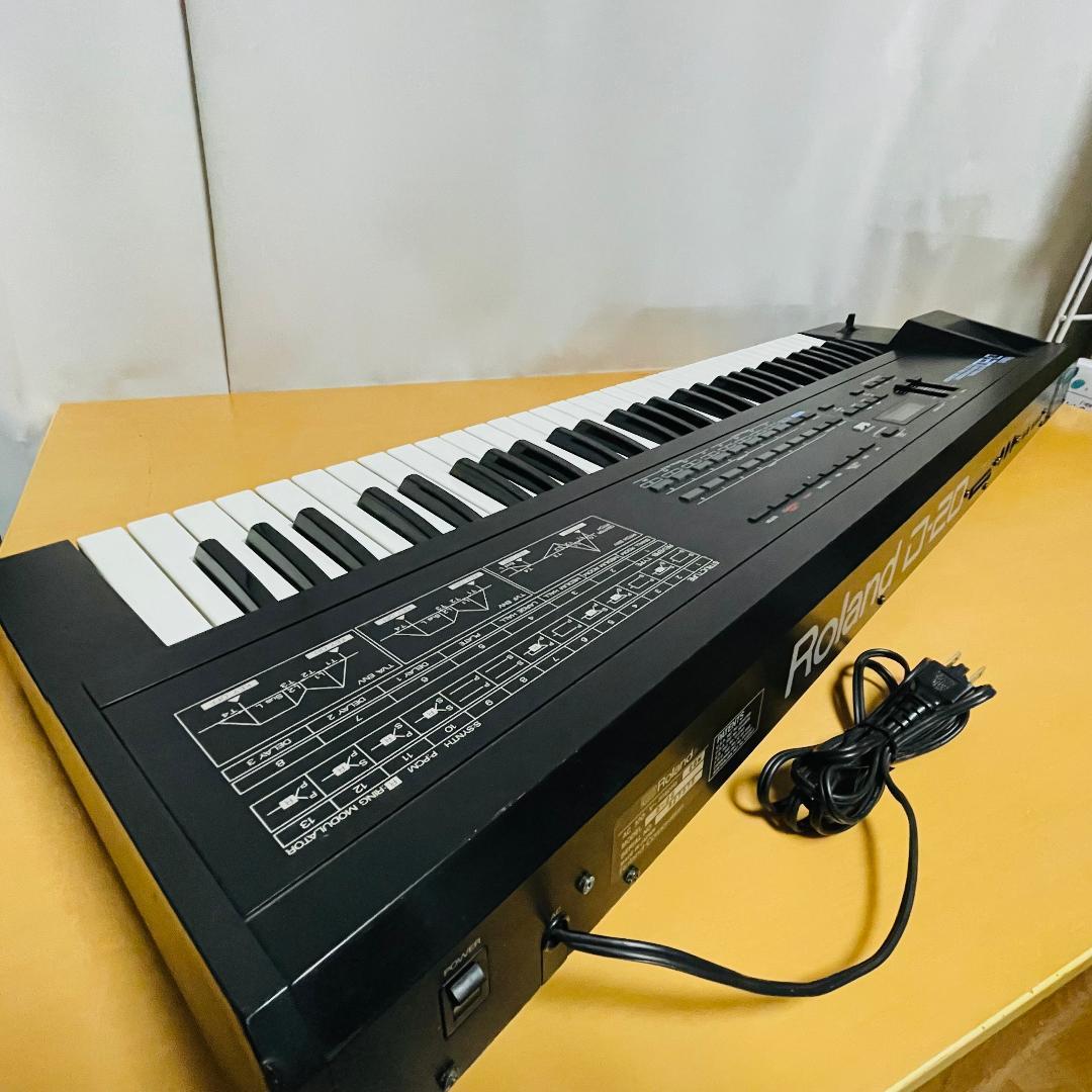ROLAND　ローランド　D-20 シンセサイザー《ジャンク・通電確認済み》