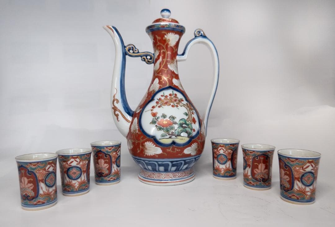 アンティーク水差しと猪口セット