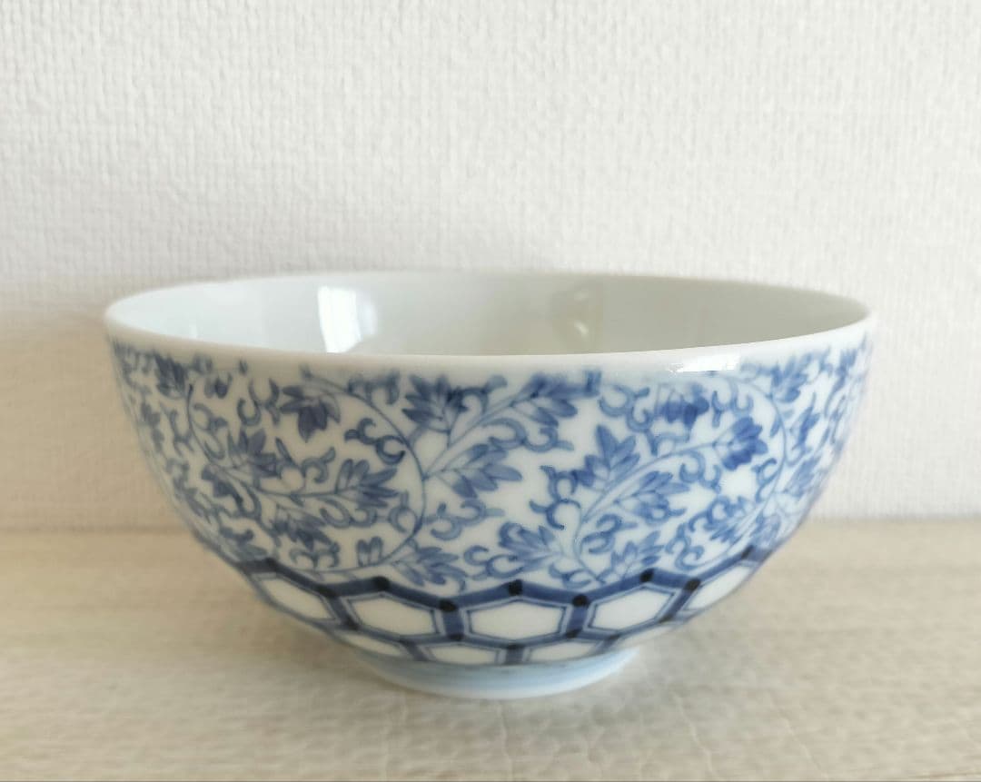 古伊万里　萩唐草　亀甲文向付・汲み出し茶碗