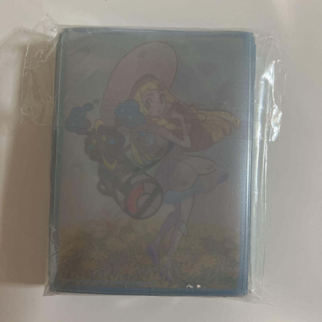 リーリエ&コスモッグ デッキシールド スリーブ