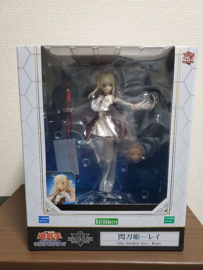 新品未開封 遊戯王デュエルモンスターズ 閃刀姫 レイ ロゼ 特典パーツ