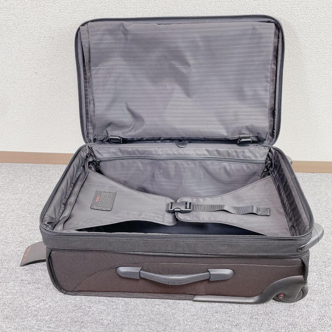 TUMI 22インチ キャリーケース ソフト 機内持ち込みサイズ 22022DH