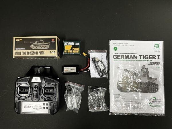 技術基準適合証明済 メタルキャタピラ仕様 ヘンロン 1/16 タイガー I型