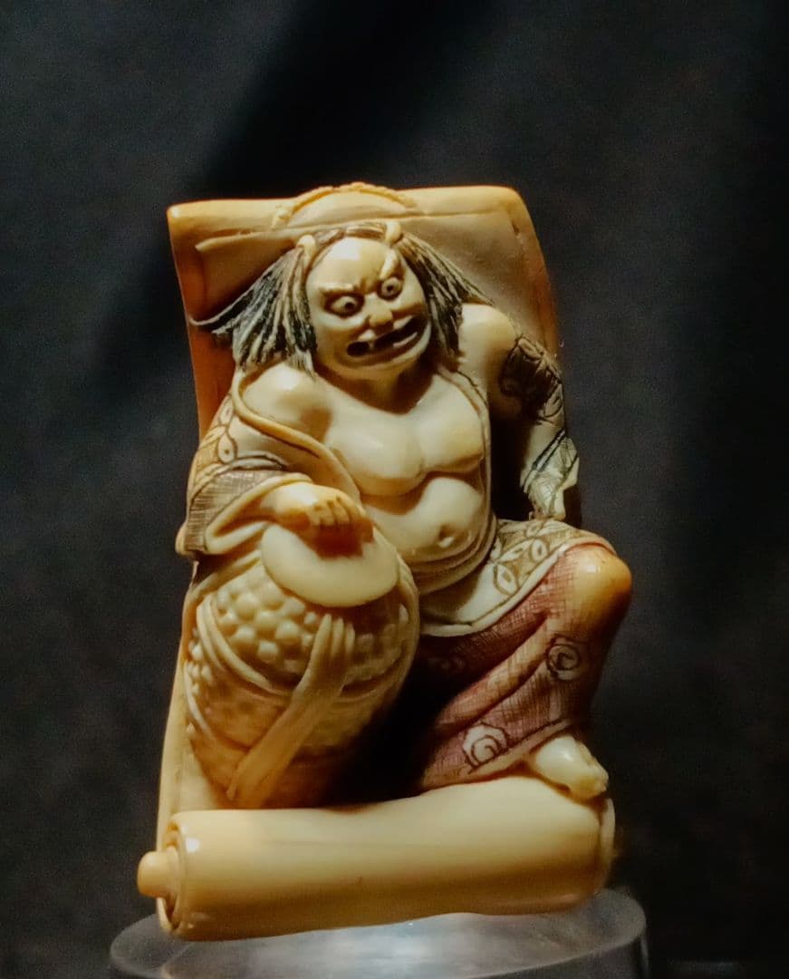 蕉雨 在銘 根付「日本画掛軸から飛び出す 鬼と釣り鐘の図 期間限定値下