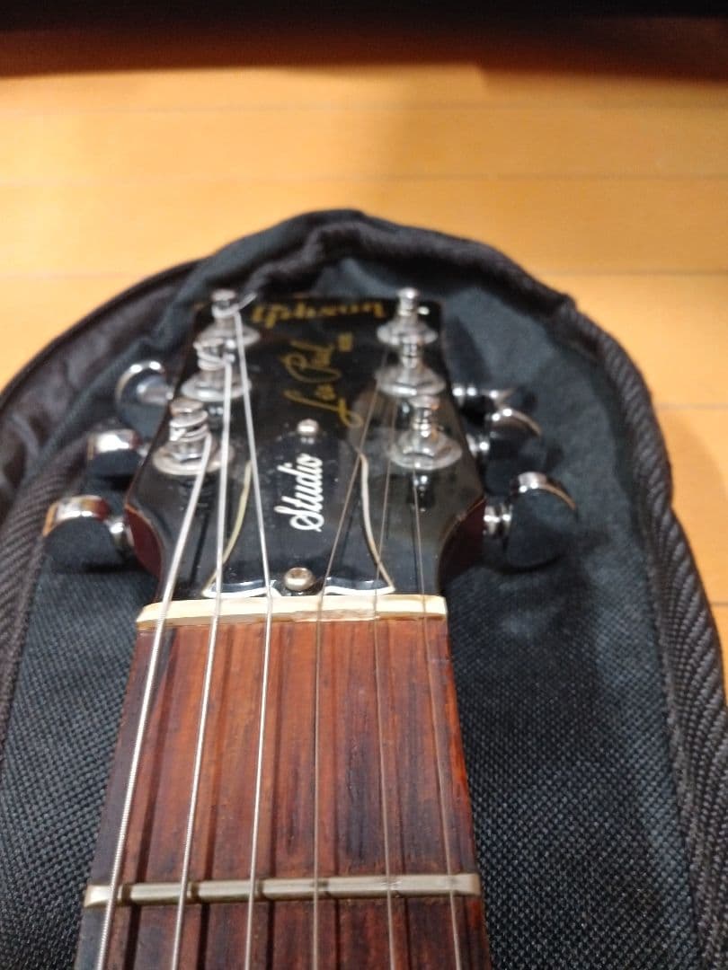 ギブソン　Gibson レスポール　スタジオ　EMG