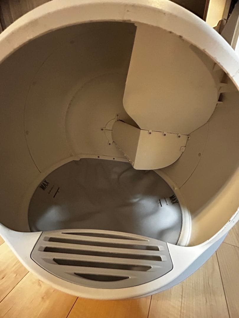 PETREE ペッツリー PLUS 猫 自動トイレ Wi-Fiモデル　キャリア付