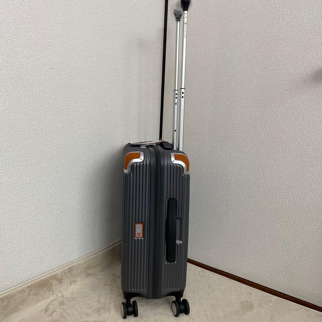 【展示品】SWISS MILITARY 機内持ち込みサイズ　キャリー　38.5L