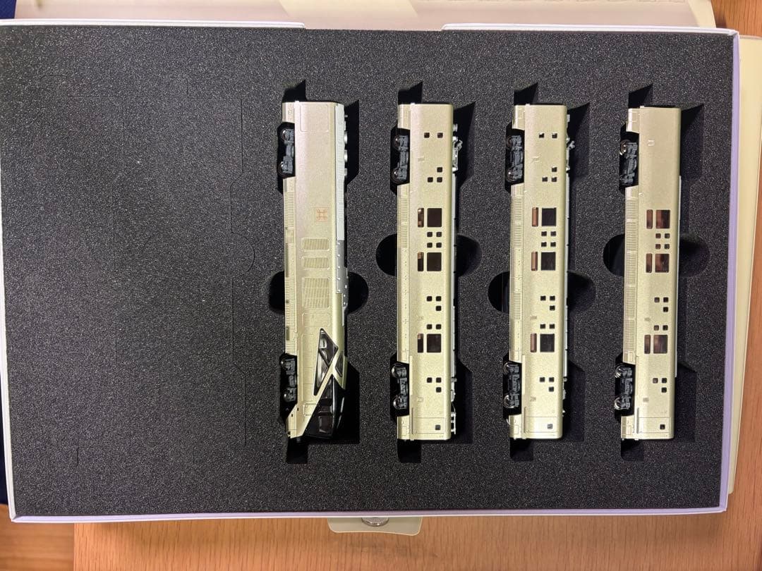 KATO E001形 TRAIN SUITE SHIKI-SHIMA セット